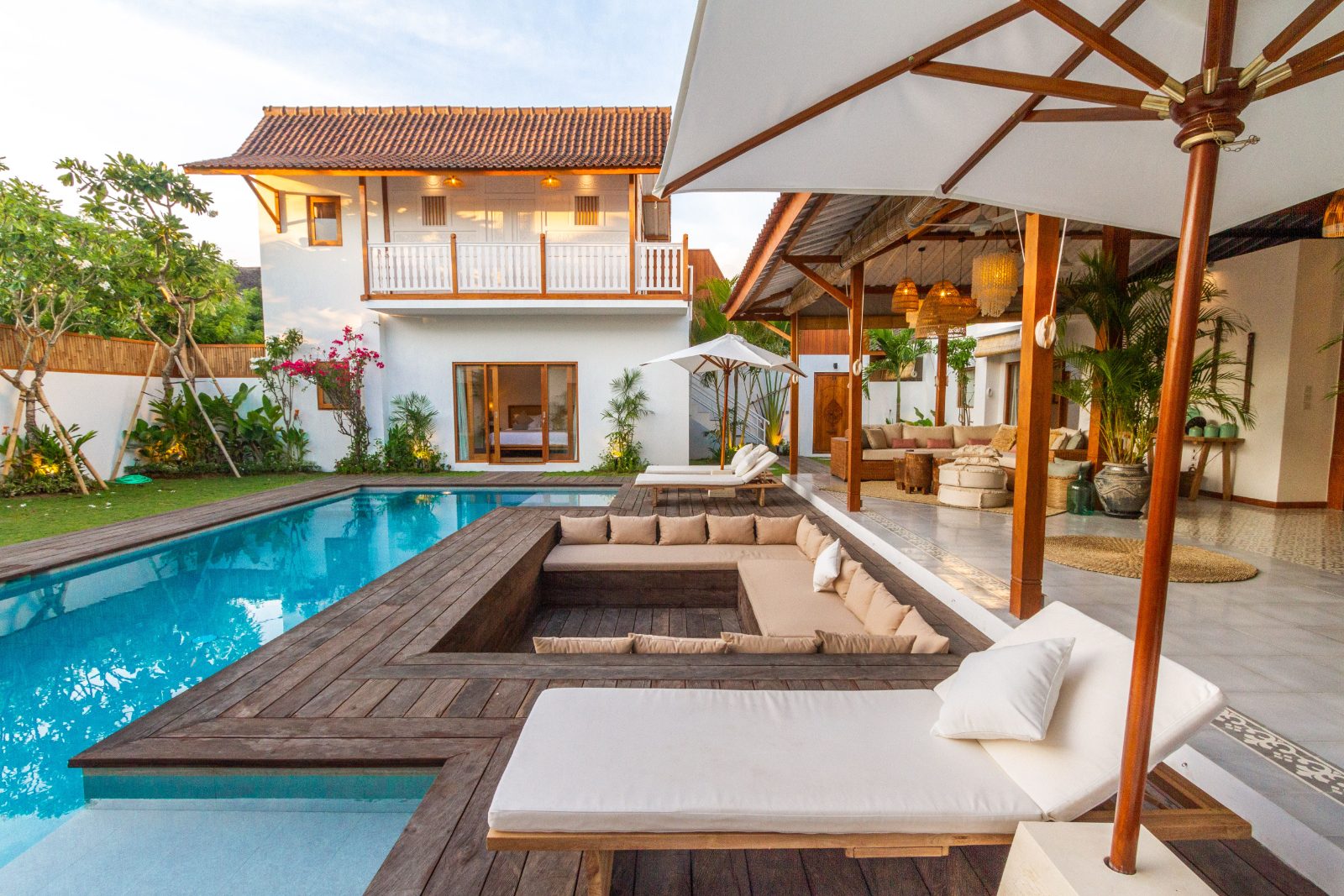 Bali villa with pool and jungle view, an example investment property